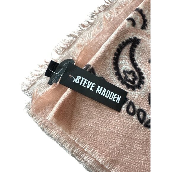NWT Steve Madden Pink And Black Fringed Acrylic Scarf  Paisley & Floral Design - Picture 2 of 5